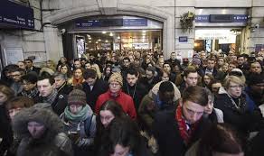 huelga trabajadores metro britanico, huelga en metro britanico, huelga de trabajadores britanicos
