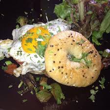 Bagel con huevo, Bagel huevo preparar, Bagel huevo elaborar