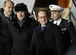françois llega a moscu, françois presenta plan paz, presentan plan ucraniano